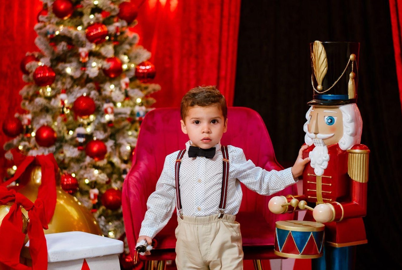 Best Artificial Christmas Trees 2025: Celebrate with Love